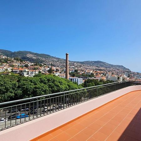 Garden And Seaview Apartment - Free Parking Фуншал Экстерьер фото